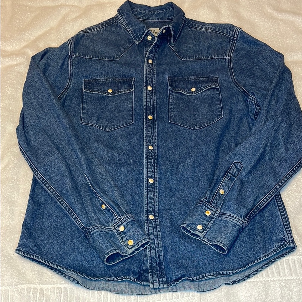 Flint and Tinder Denim button down shift.